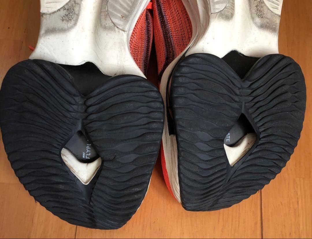 美品！　NIKE AIR ZOOM ALPHAFLY NEXT% 25㎝