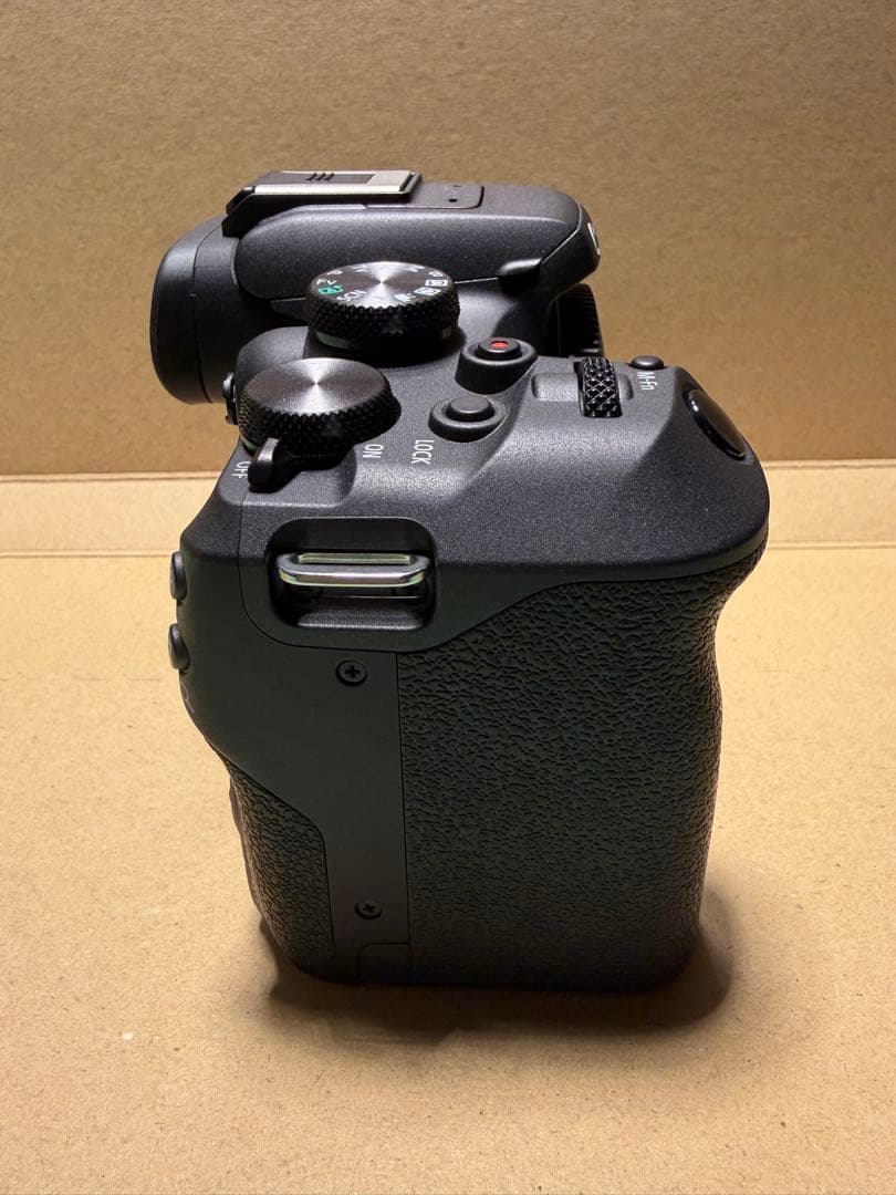 k*p様 Canon EOS R10 ミラーレス一眼カメラ