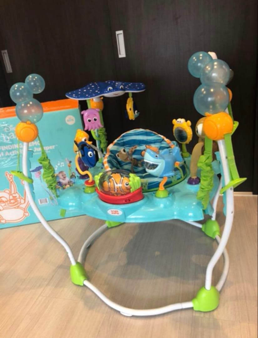【美品】ディズニーベビーファインディングニモ　ジャンパー