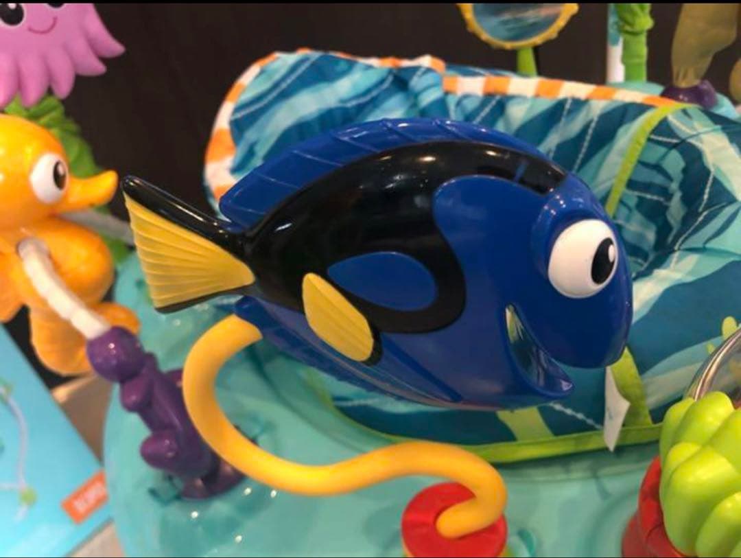 【美品】ディズニーベビーファインディングニモ　ジャンパー