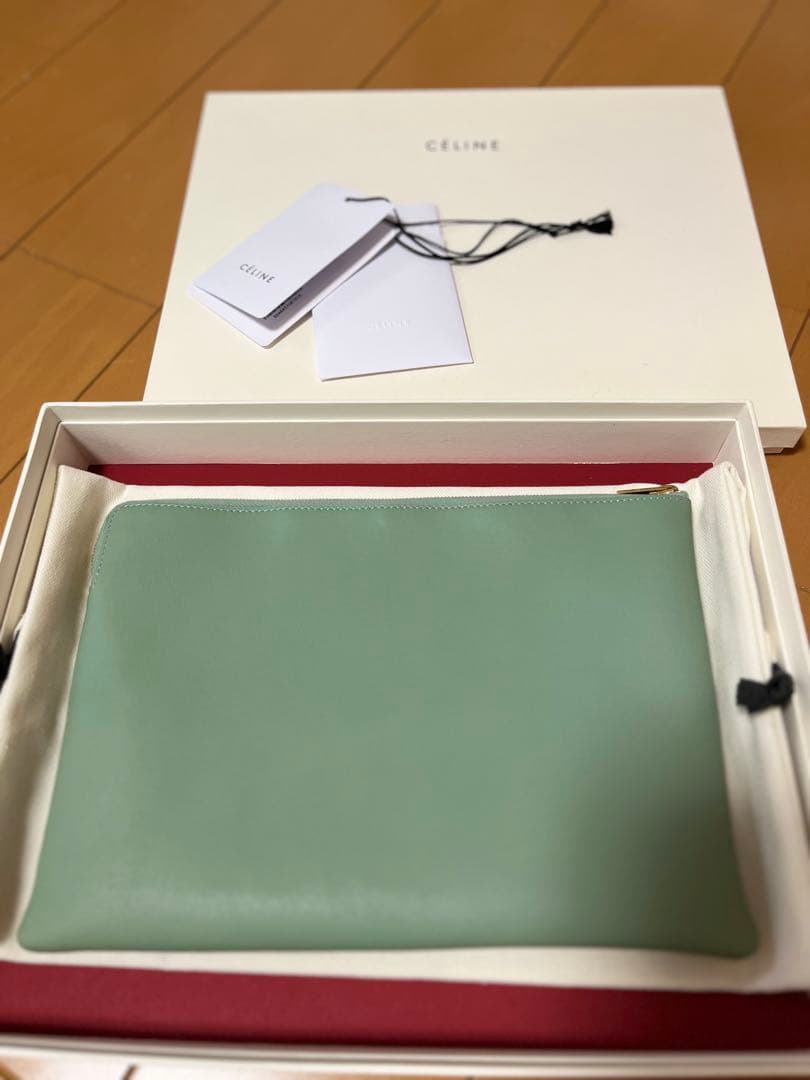 未使用CELINE ミントグリーン クラッチポーチ