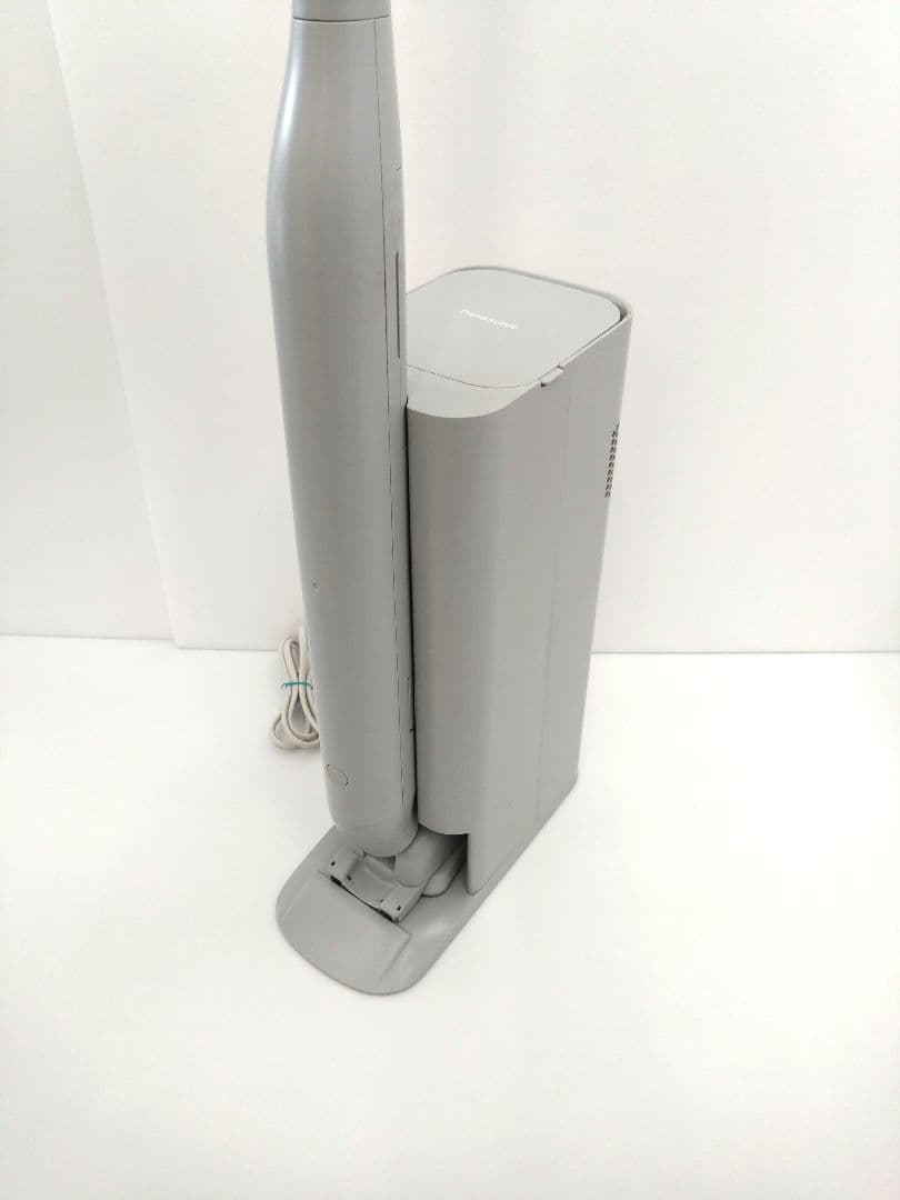 美品 パナソニック セパレート型 コードレススティック掃除機 MC-NS70F