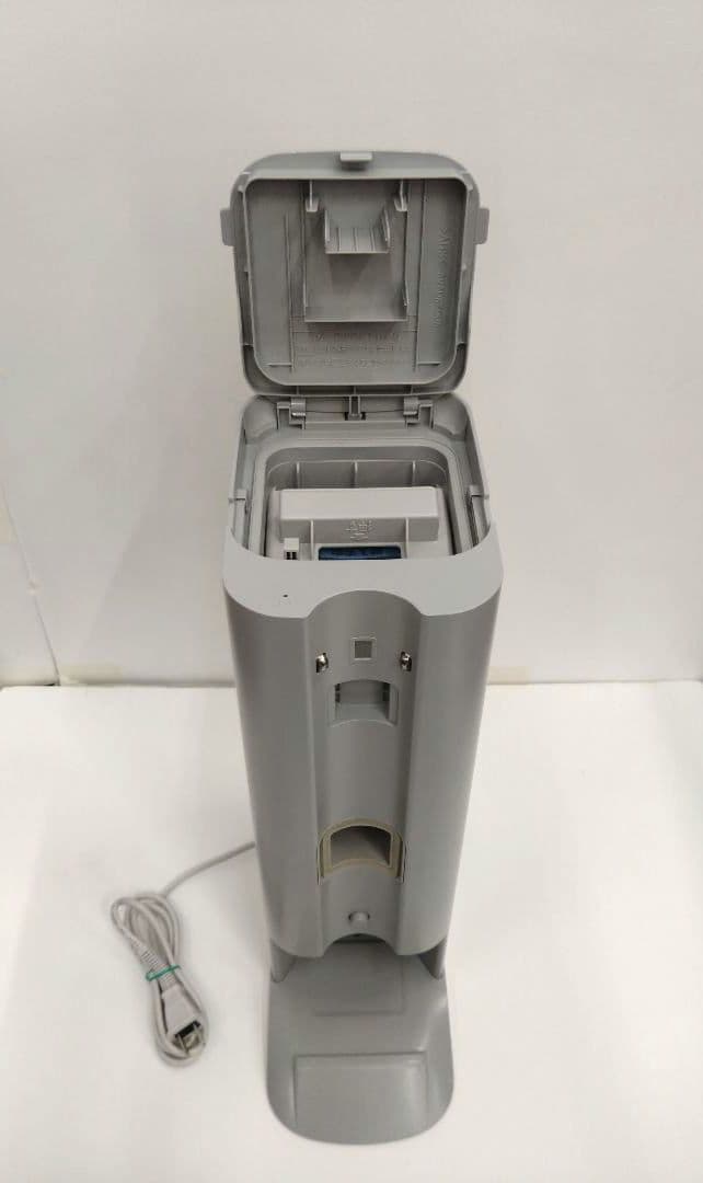 美品 パナソニック セパレート型 コードレススティック掃除機 MC-NS70F