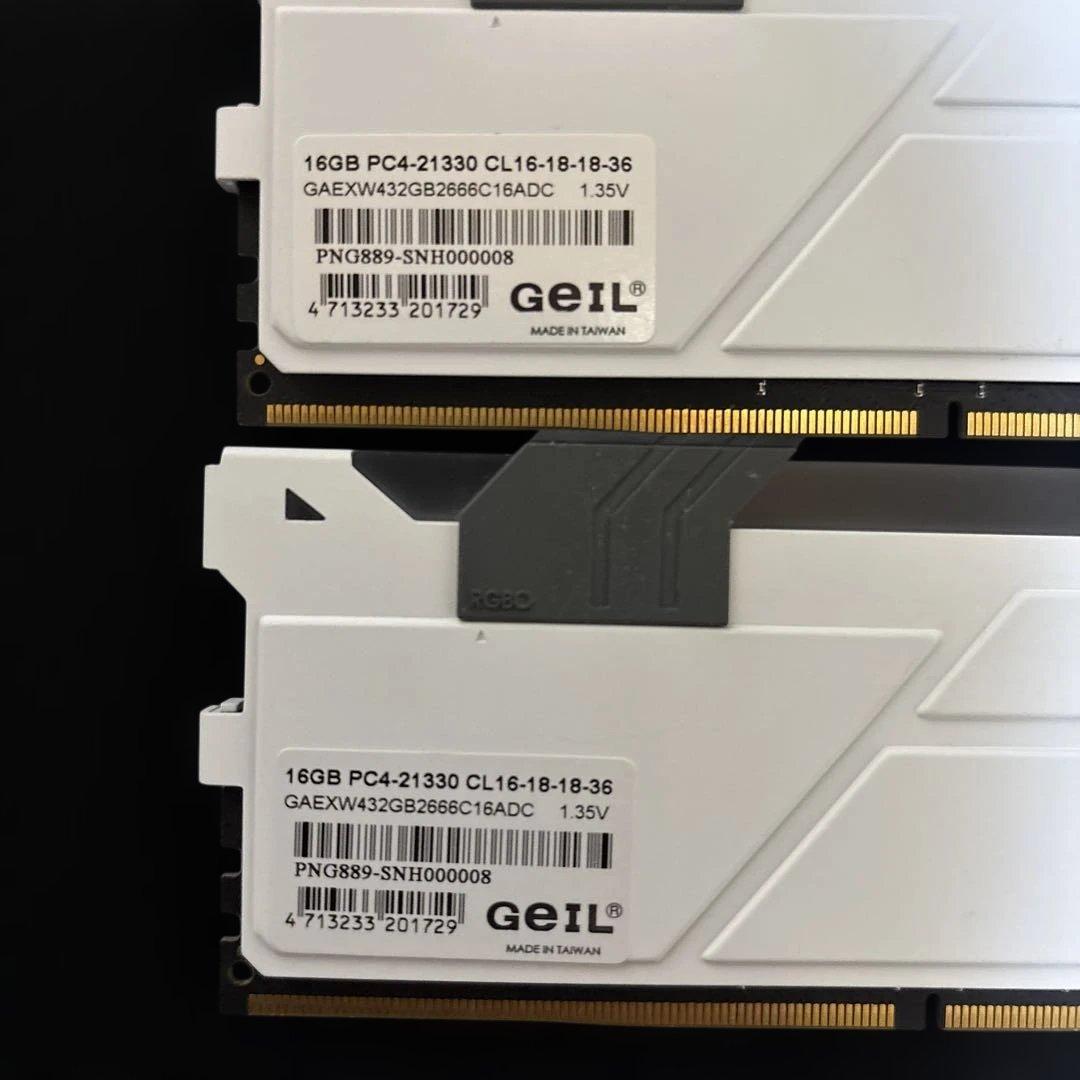 【値下げ】GeIL EVO X 32GB (16GB×2) DDR4メモリー