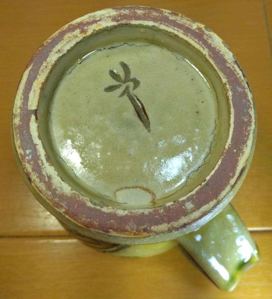 hn 人間国宝 金城次郎 壷屋焼マグカップ(笑魚海老紋カップ）栞 共箱