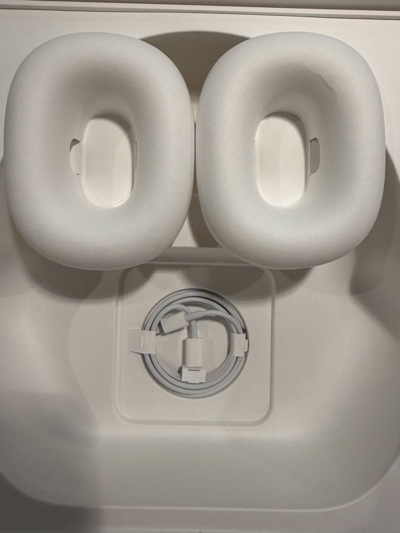 美品　AirpodsMax Lightning 付属品完備