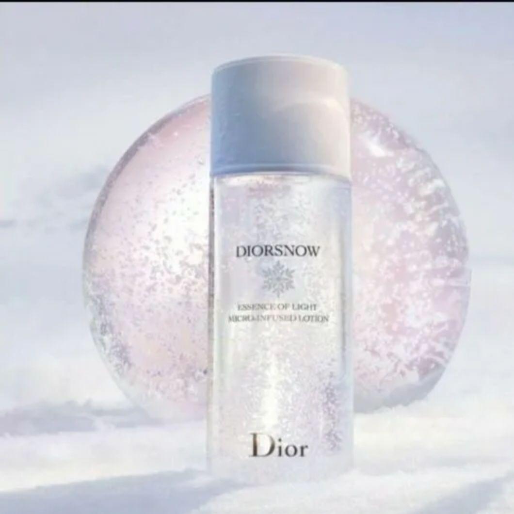 Dior ディオールスノーエッセンスオブライトマイクロローション 40個