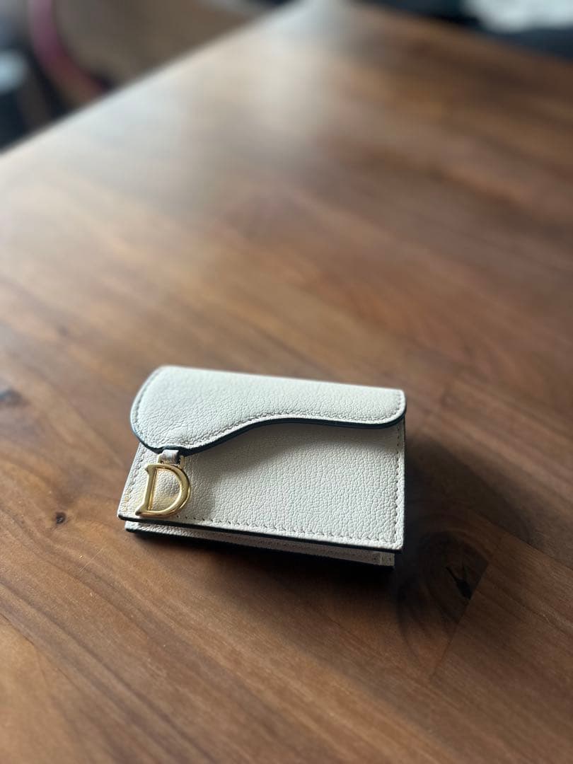 Dior アイボリー レザー 名刺入れ