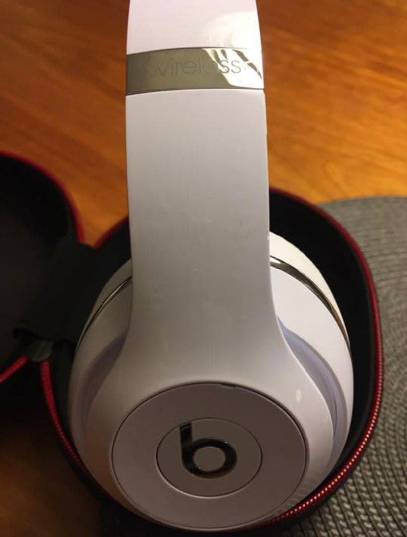 Beats Wireless ヘッドホン ホワイト