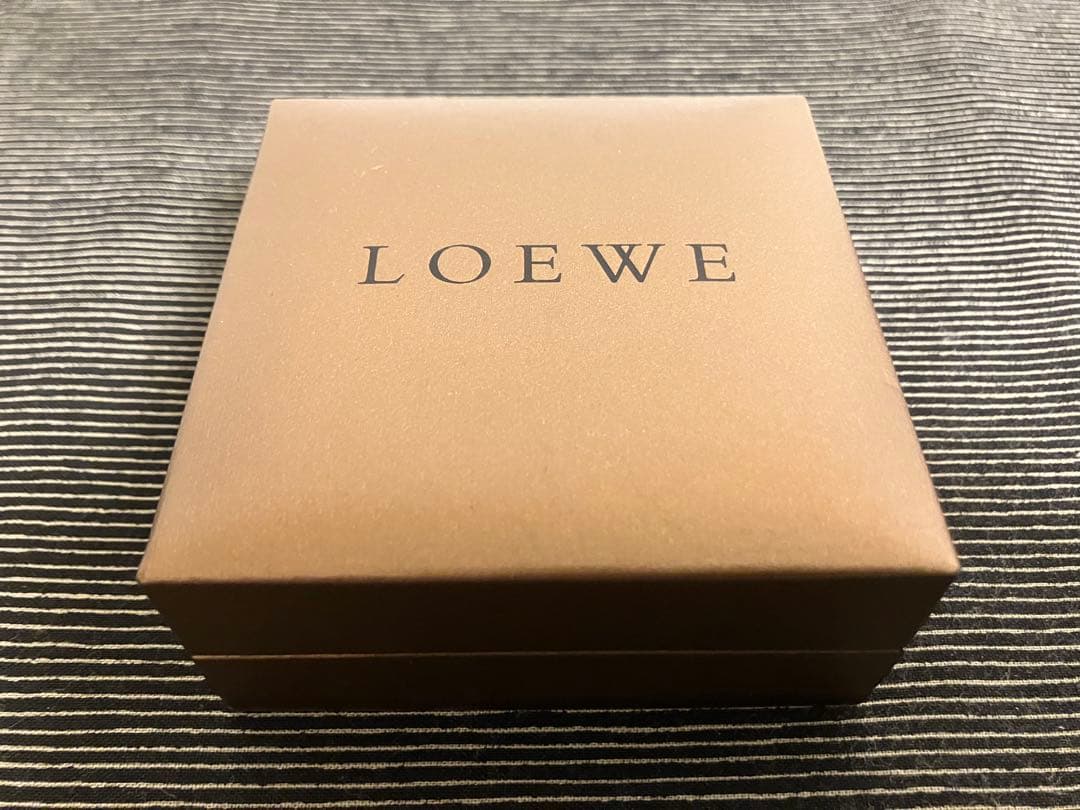 ロエベ　カフス