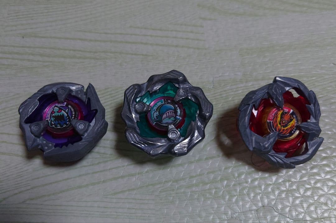 C*C様 ベイブレードX　アニメ登場カラー　21個セット　中古