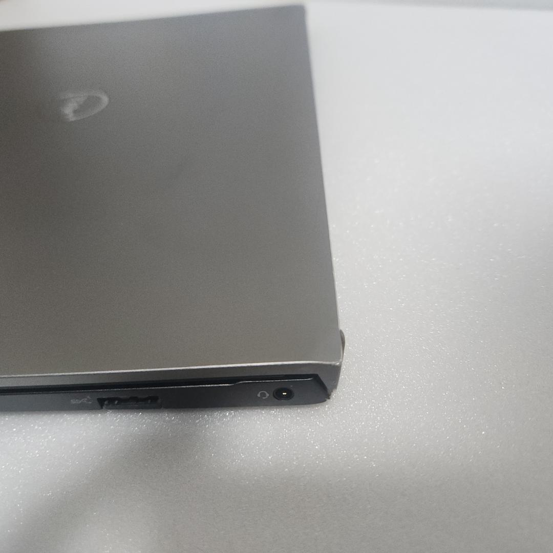 Windowsノート本体 DELL Vostro 3510 (i7-11390H 5.0Ghz)