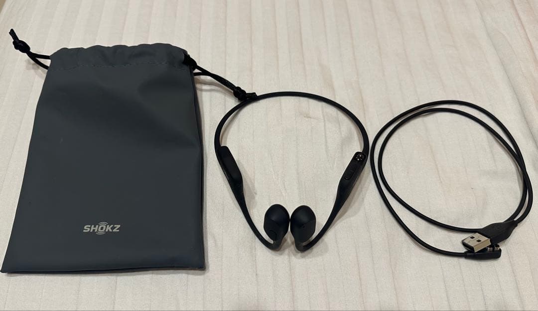 SHOKZ 骨伝導イヤホン 収納ポーチ付き