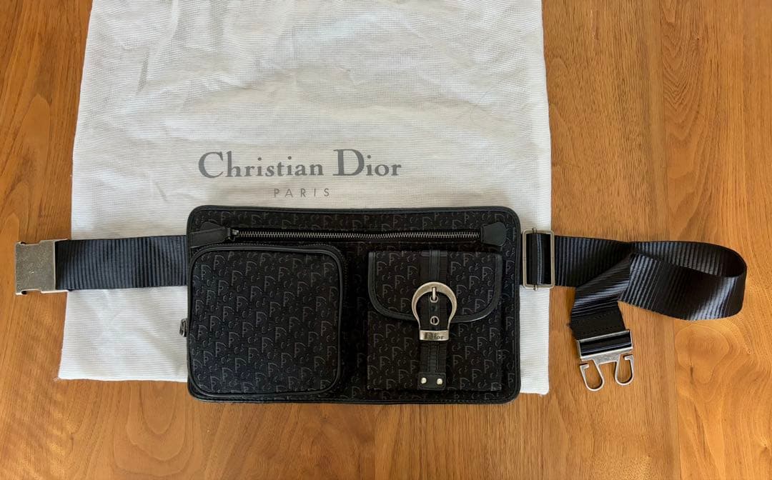 【未使用】ボディバッグ クリスチャンディオール キャンバス レザー シルバー金具
