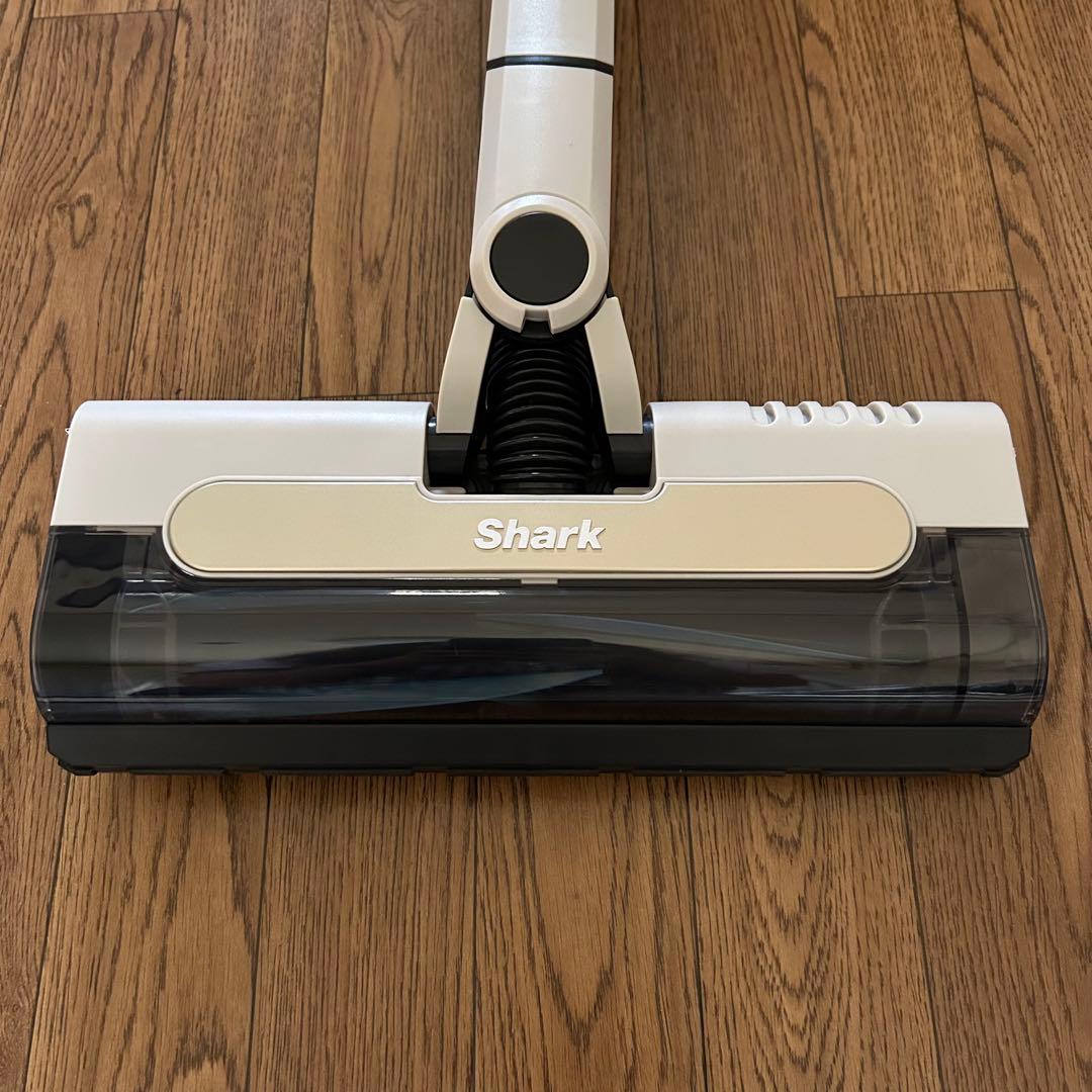 Shark コードレススティッククリーナー　CS100J