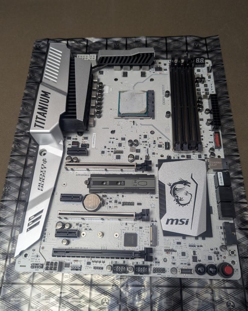 CPU(Ryzen7 1800X) マザーボード(MSI X370) セット