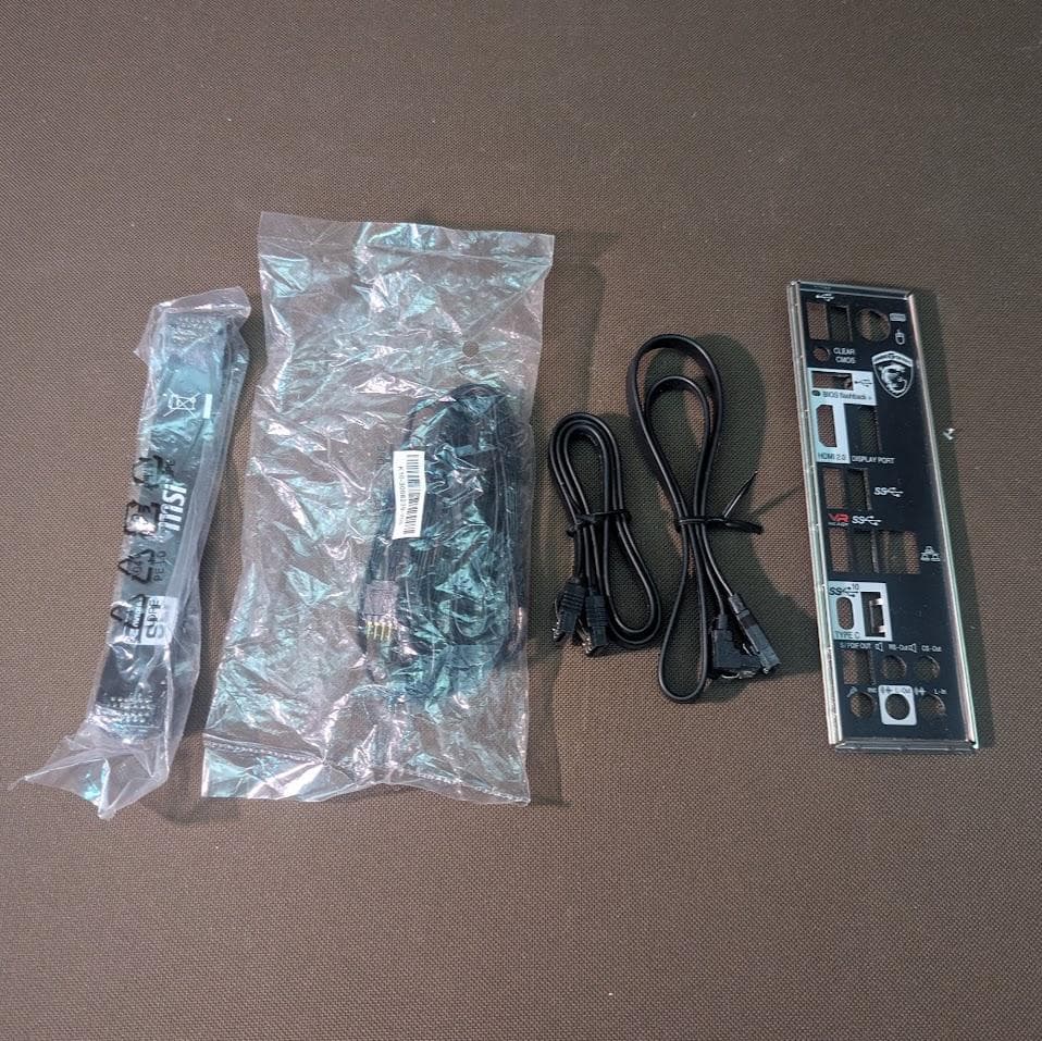 CPU(Ryzen7 1800X) マザーボード(MSI X370) セット