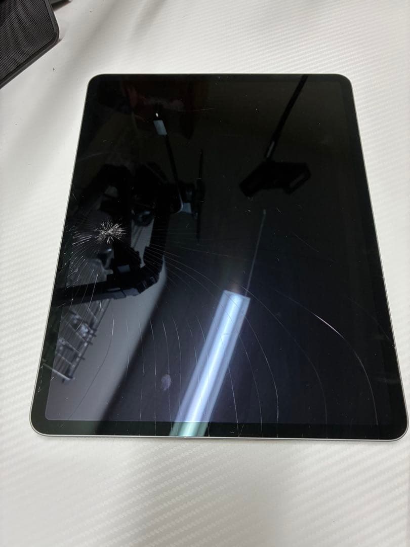 り*ご様 【ジャンク】iPad Pro 12.9インチ 第4世代 128GB