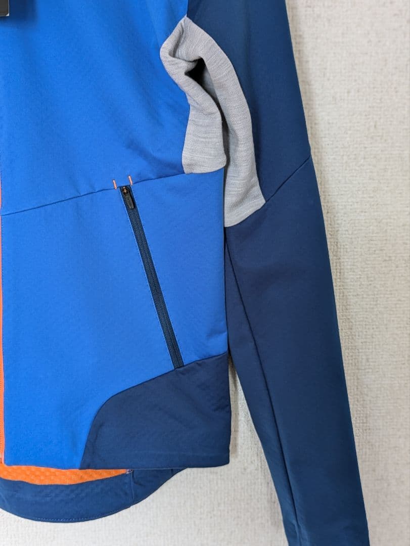 BjornDaehlieビヨルンダーリ　クロスカントリースキー ジャケットのみ