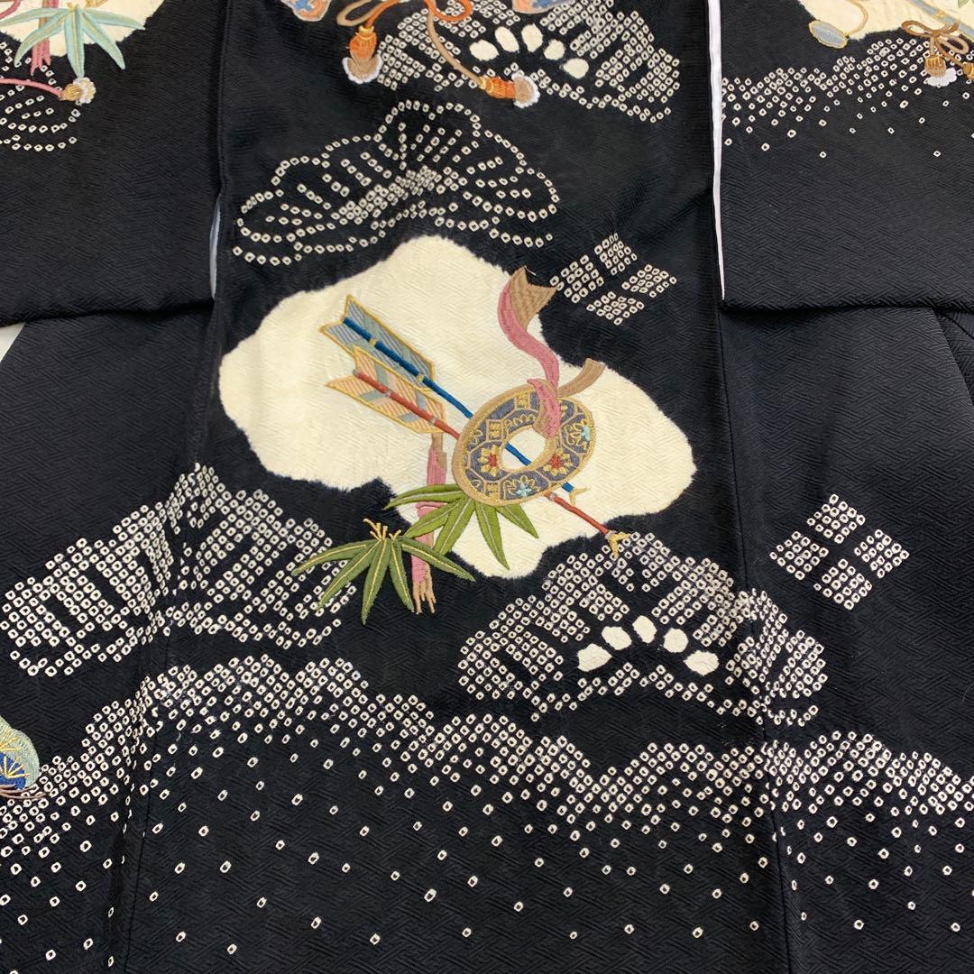 新品（純古典仕様）お宮参り 産着 男祝着のきもの本絞りに豪華刺繍入り大将兜特撰品