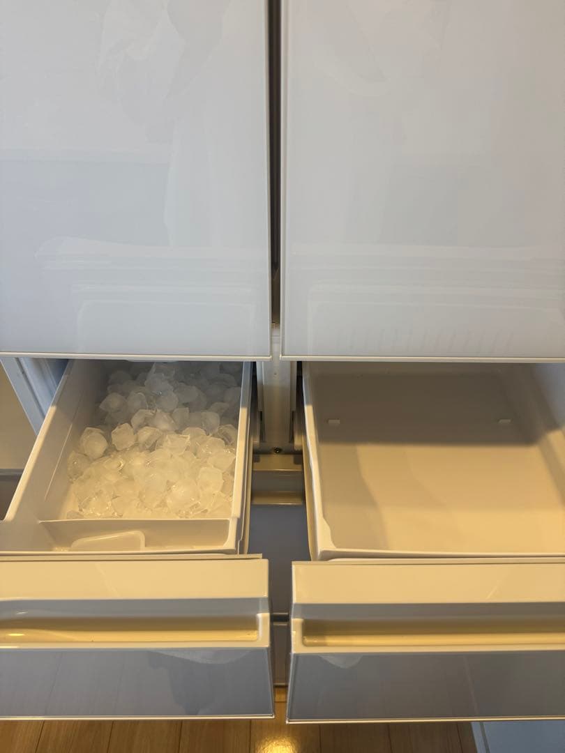 HITACHI冷凍冷蔵庫：6ドア 定格内容積475L R-XG4800H