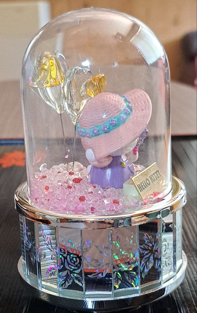 ❤激レア ハローキティ 北海道限定 ドーム型オルゴール❤