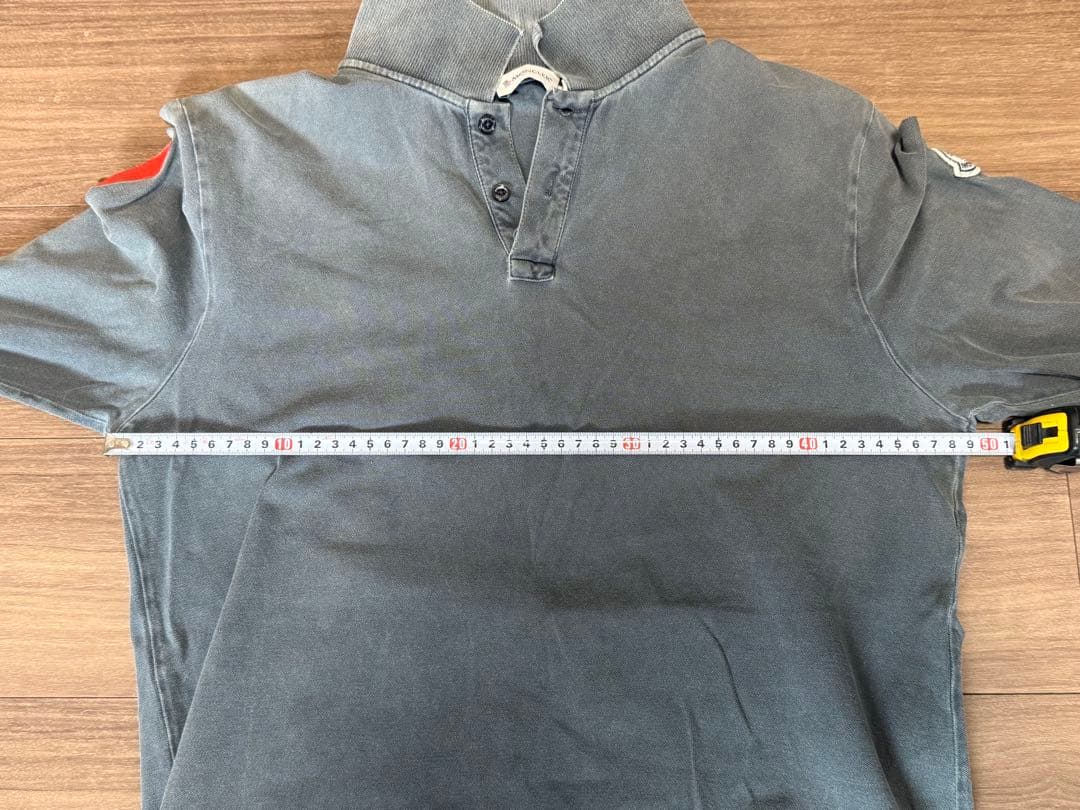 正規品◇MONCLER グレー ポロシャツ　ペイント加工