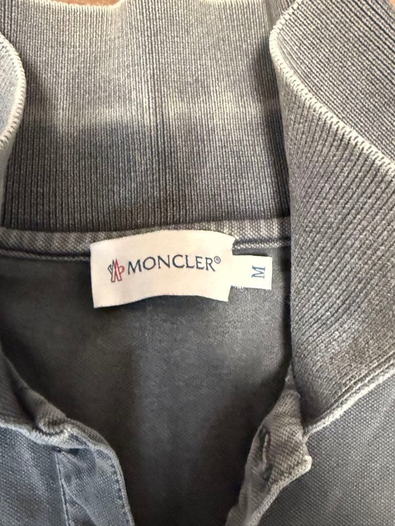 正規品◇MONCLER グレー ポロシャツ　ペイント加工