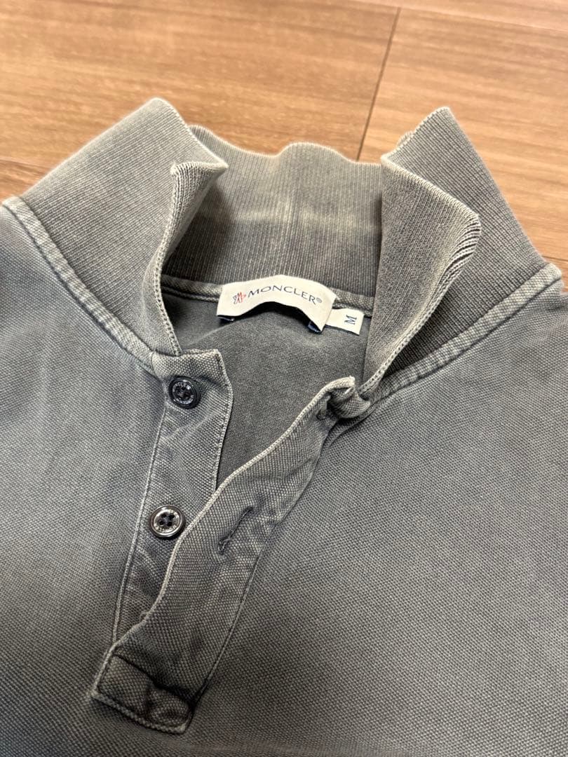正規品◇MONCLER グレー ポロシャツ　ペイント加工