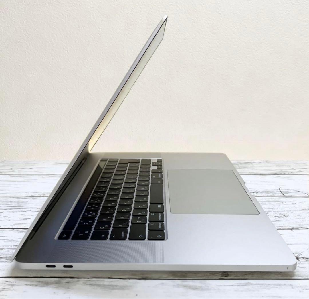 MacBook Pro 16-inch 2019 本体