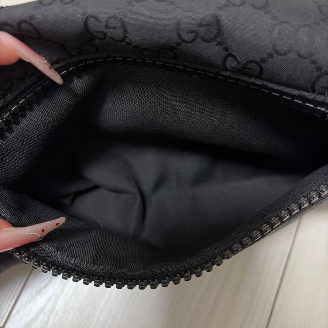 【美品】GUCCI ボディバッグ GGパターン ブラック