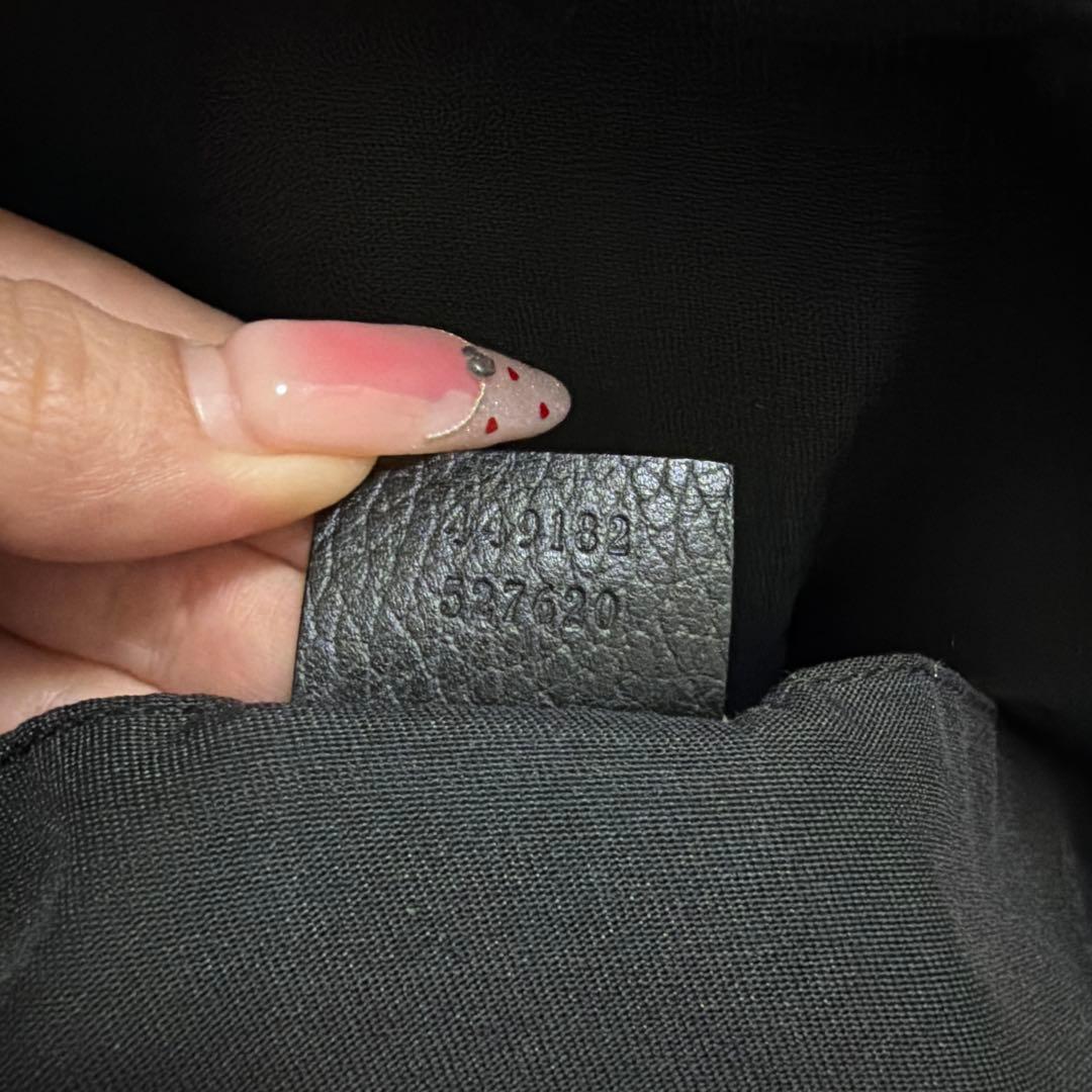 【美品】GUCCI ボディバッグ GGパターン ブラック