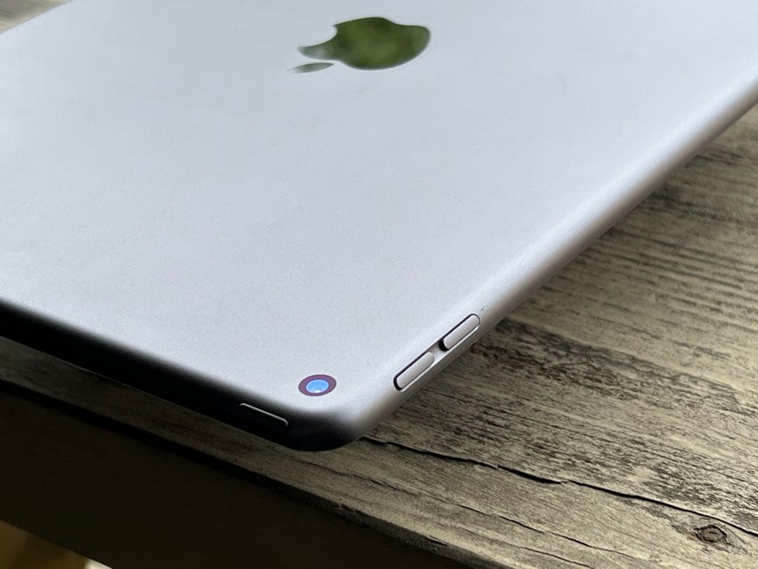 iPad Air 第3世代 Wi-Fi 64GB バッテリー最大容量98%