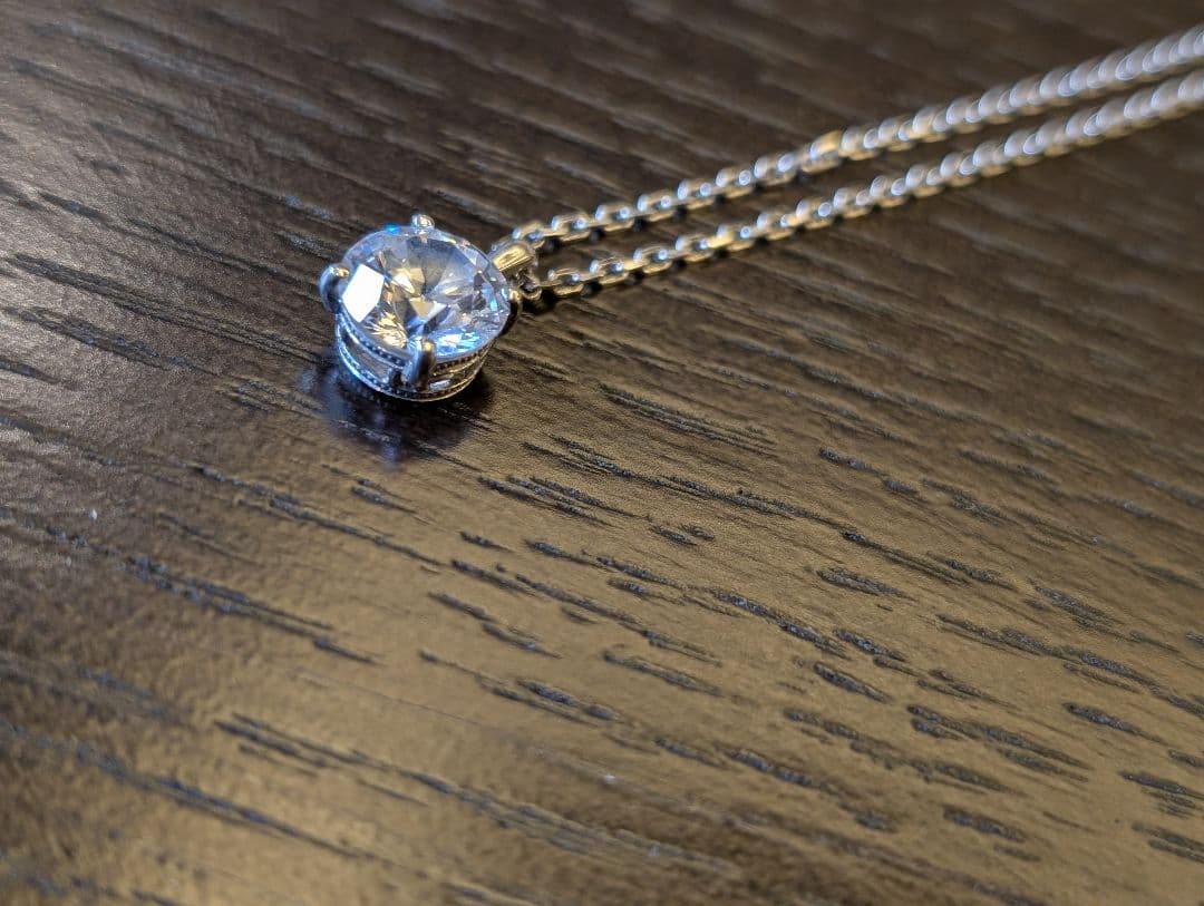 プラチナネックレスチェーン　シルバージルコニアネックレスチャーム