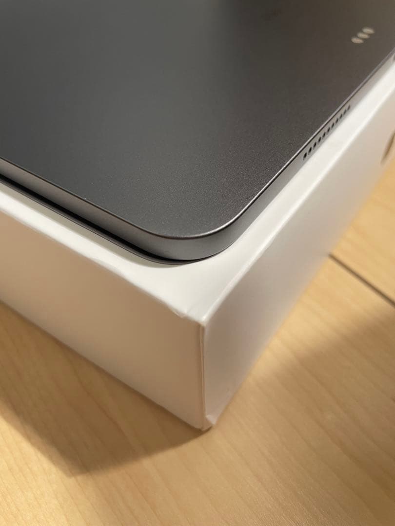 iPad Pro 12.9 第5世代 Magic keyboard 付き