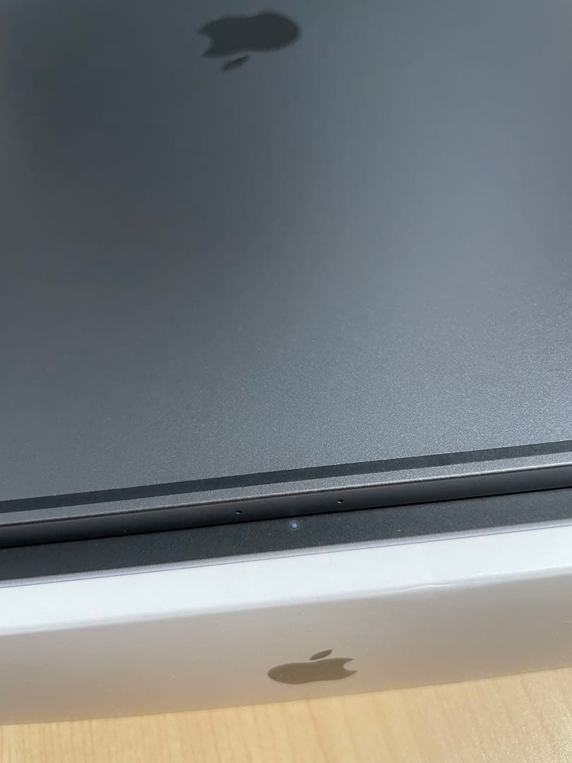 iPad Pro 12.9 第5世代 Magic keyboard 付き