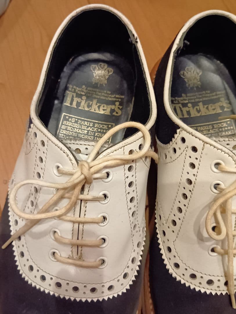 夜間期間限定値下げ　Tricker's サドルシューズ　UK8 トリッカーズ