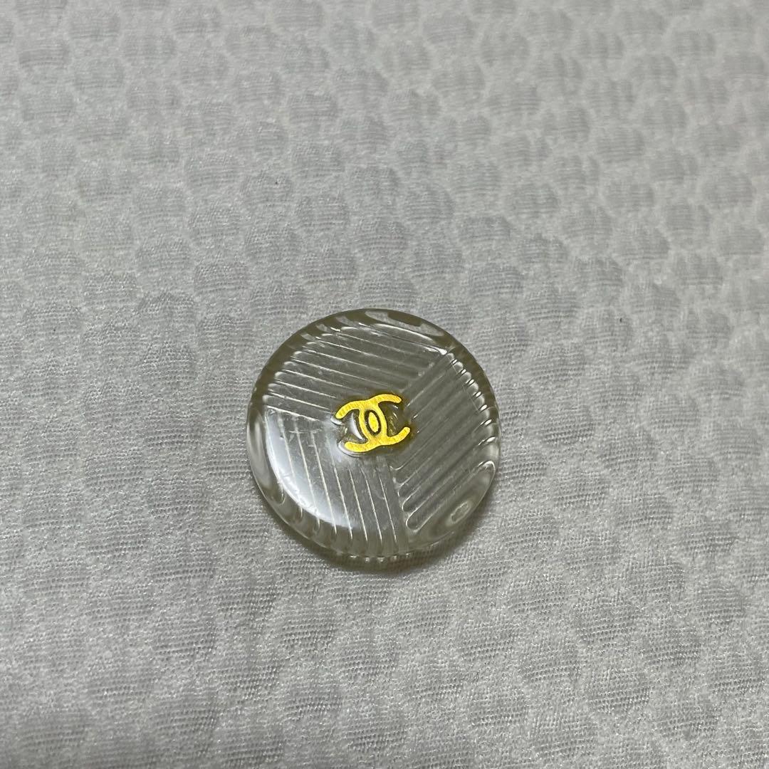 シャネル　CHANEL （38） ミニスカート　ココマークボタン　膝上丈　白