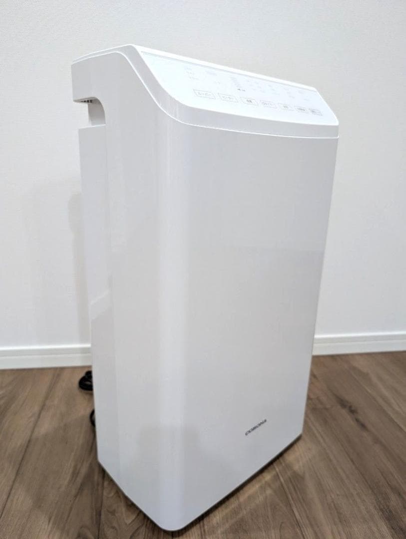 【未使用級・2025年製】コロナ 衣類乾燥除湿機　CD-WH1825　最大45畳