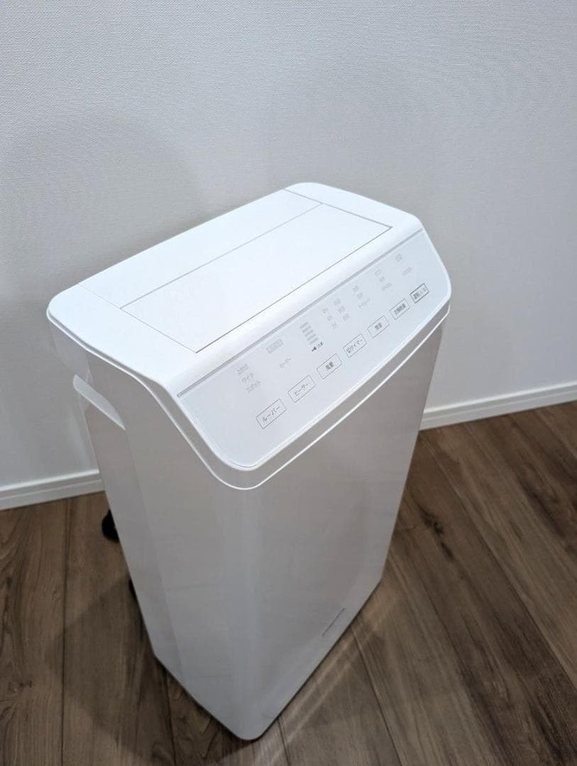 【未使用級・2025年製】コロナ 衣類乾燥除湿機　CD-WH1825　最大45畳