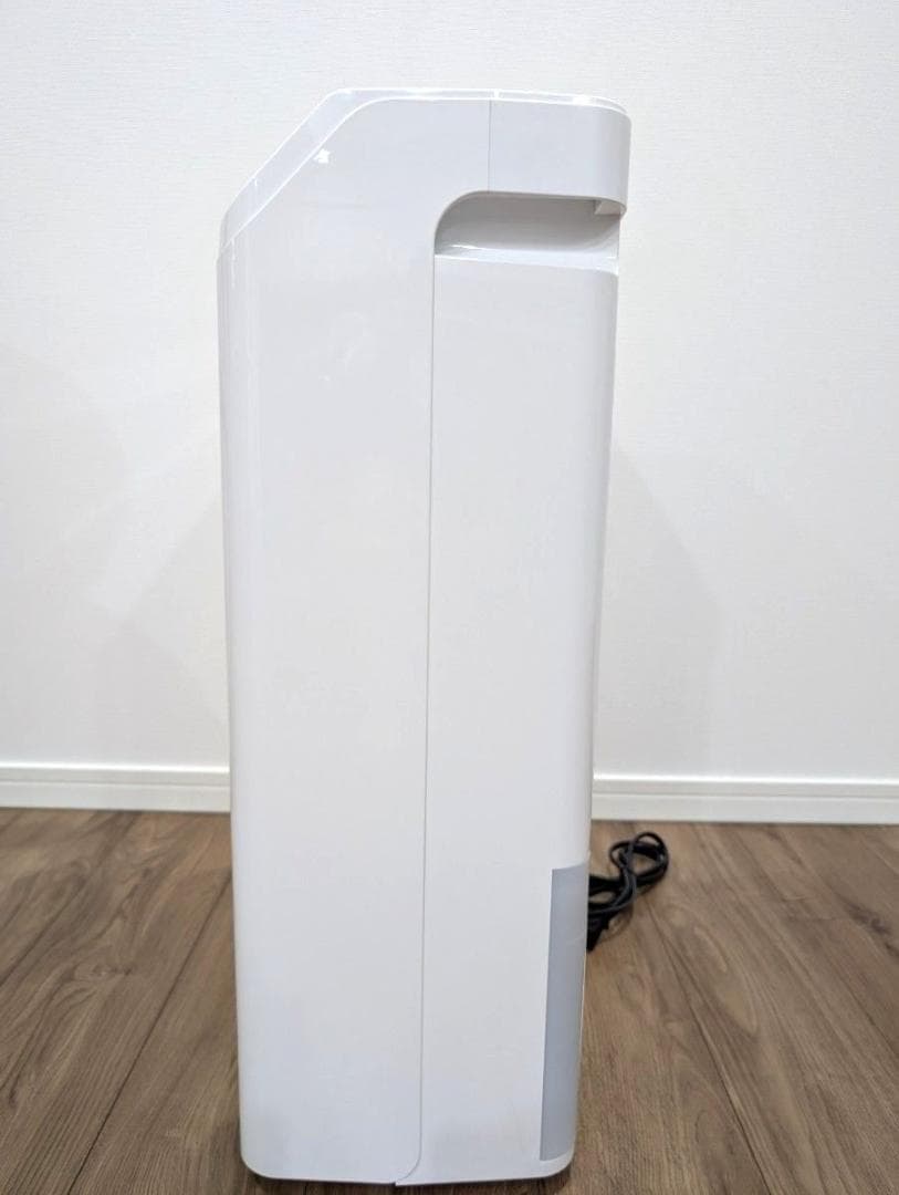【未使用級・2025年製】コロナ 衣類乾燥除湿機　CD-WH1825　最大45畳