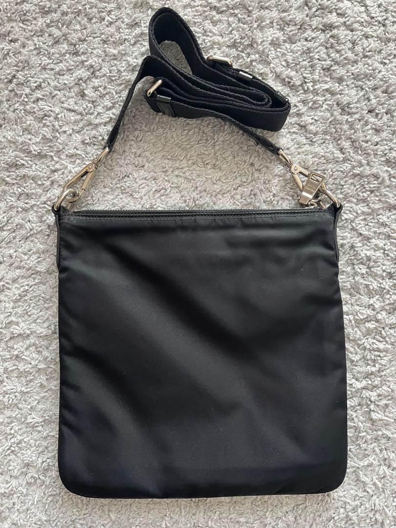 PRADA ショルダーバッグ
