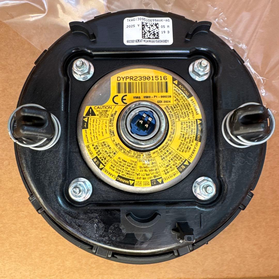 アルピーヌa110 GTS ステアリングロゴバッジ　「tad935様お買い上げ」