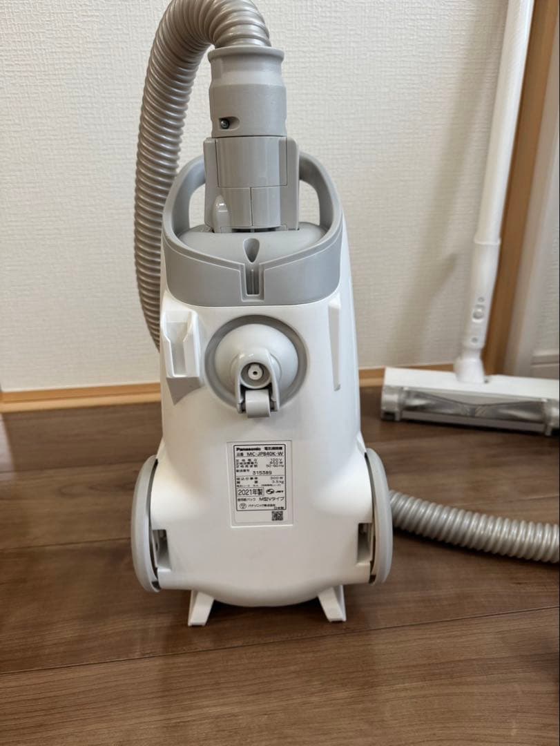 Panasonis電気掃除機MC-JP840K-W 2021年製