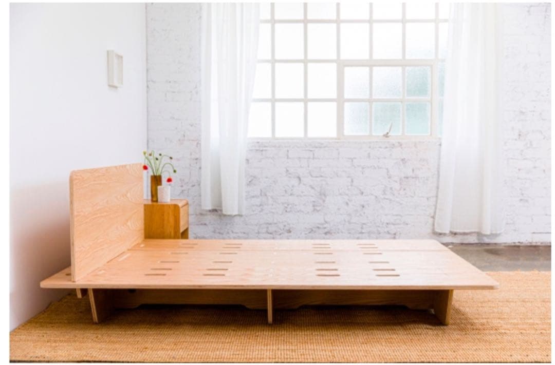 コアラベッドフレーム クイーンサイズ