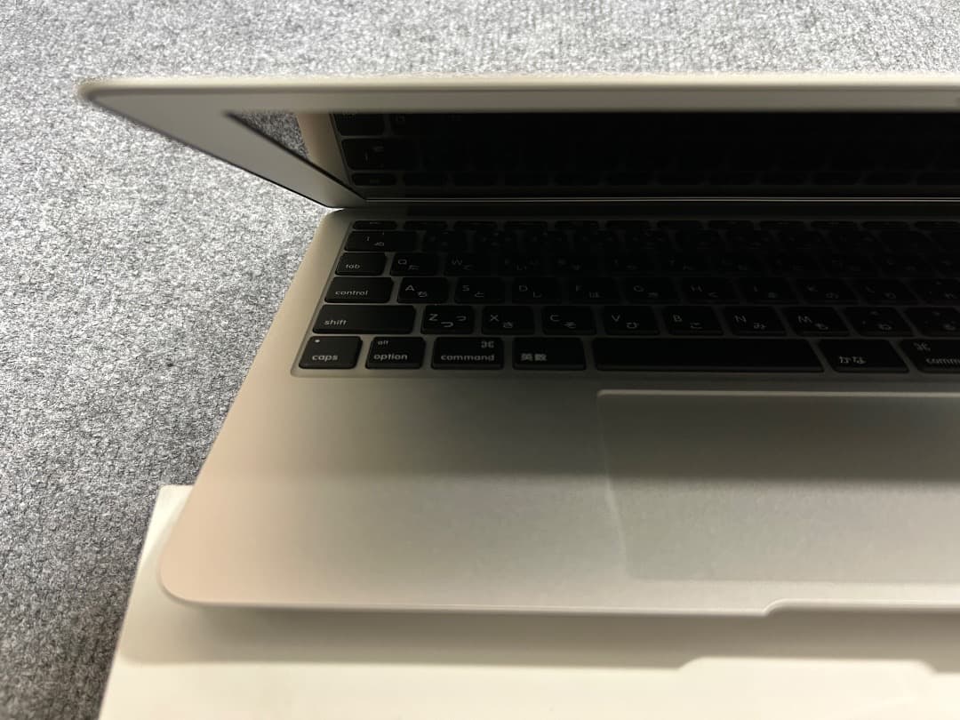 2016年製美品 MacBookAir i7 2.2Ghz 8Gb 11インチ