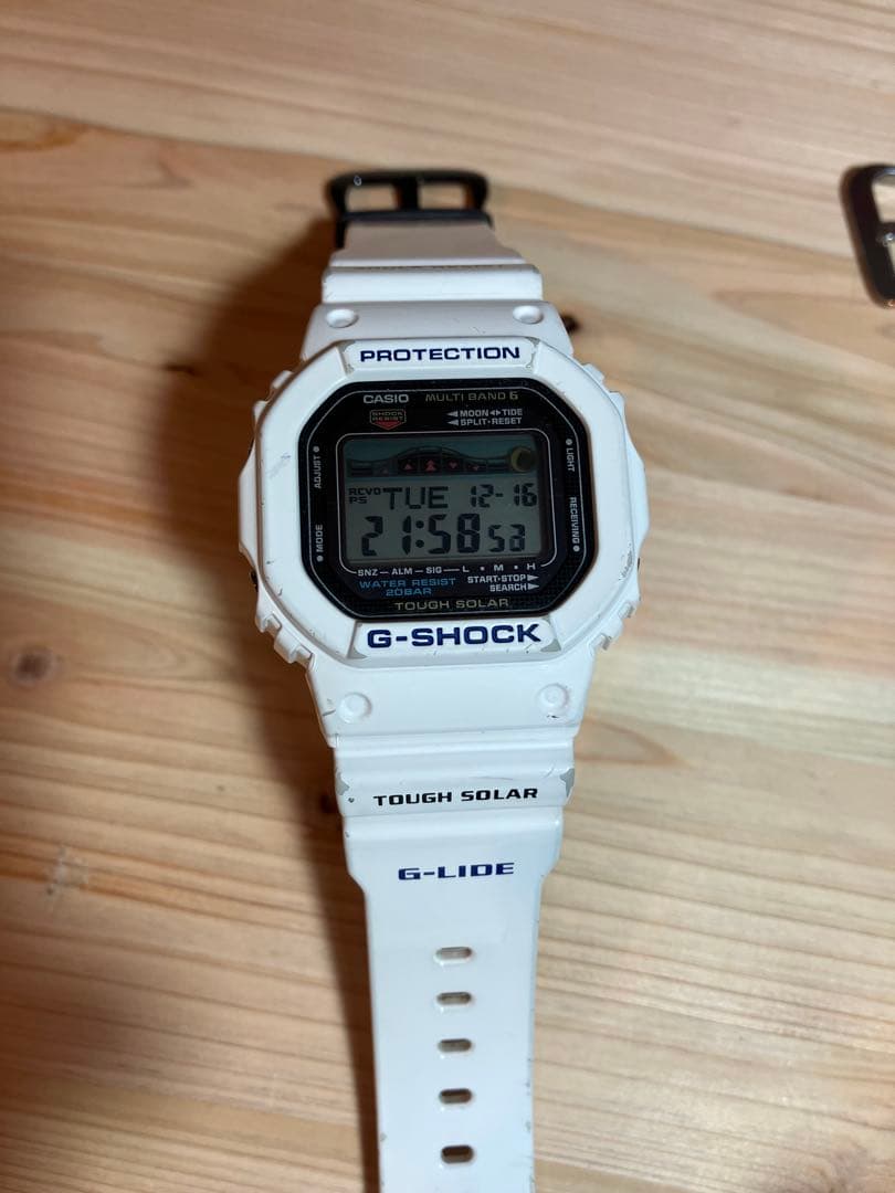 カシオ　GショックGWX-5600