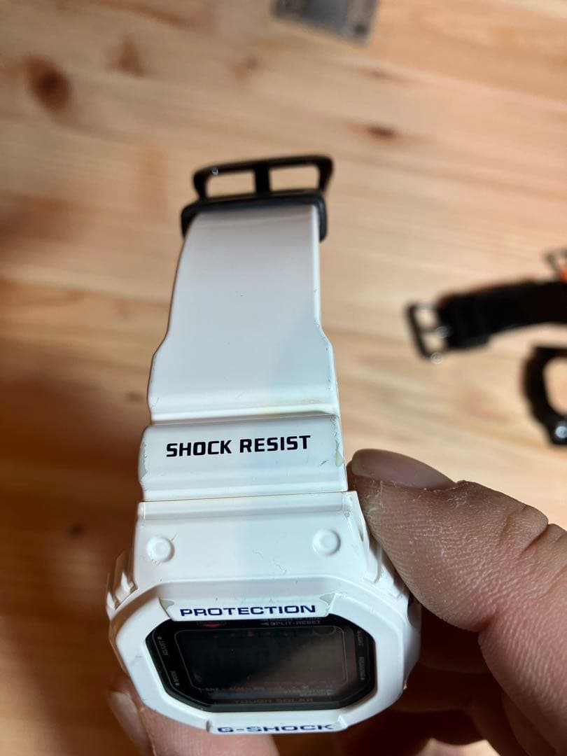 カシオ　GショックGWX-5600