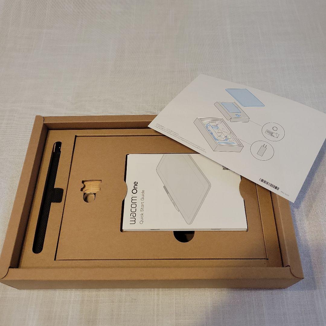 【休日限定価格】Wacom One Pen Display 12