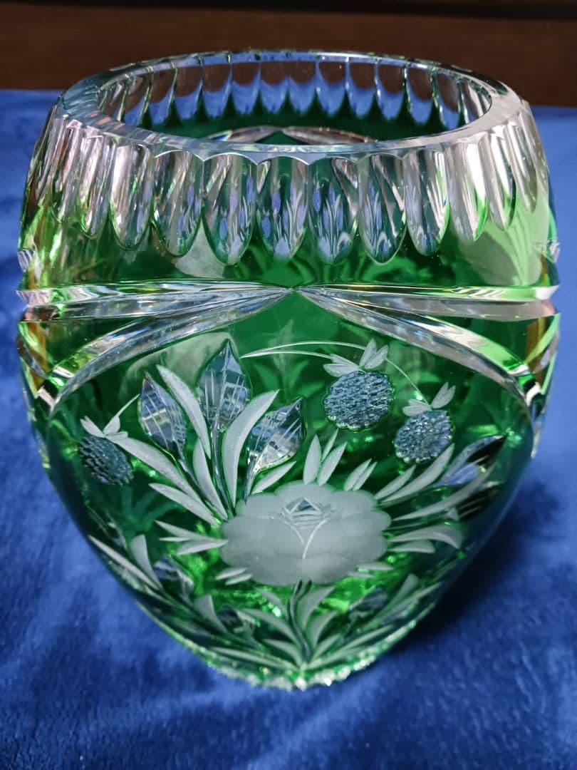 ドレスデン　クリスタル　花瓶